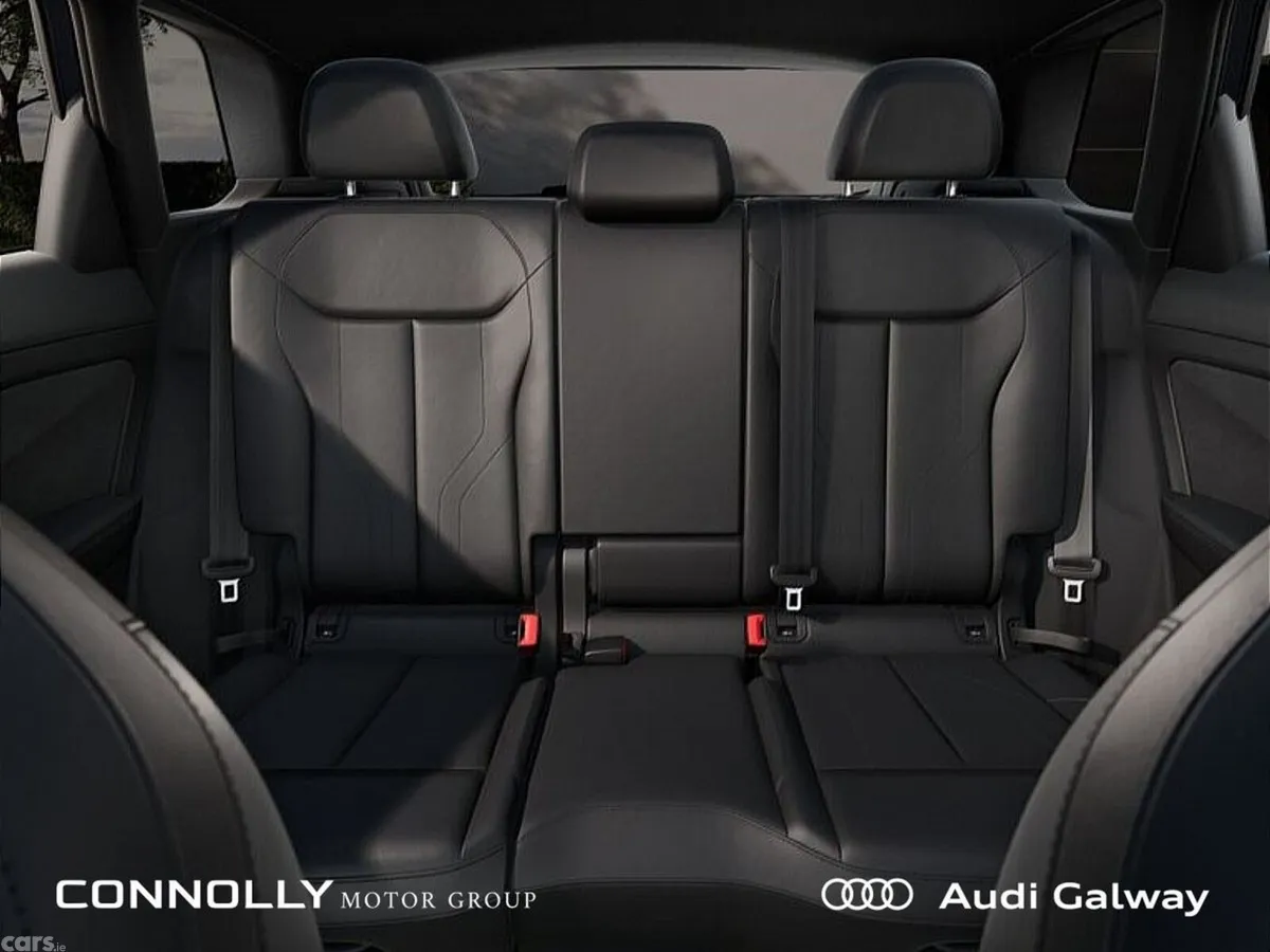 Audi Q3 SUV, Petrol Plug-in Hybrid, 2027, Blue