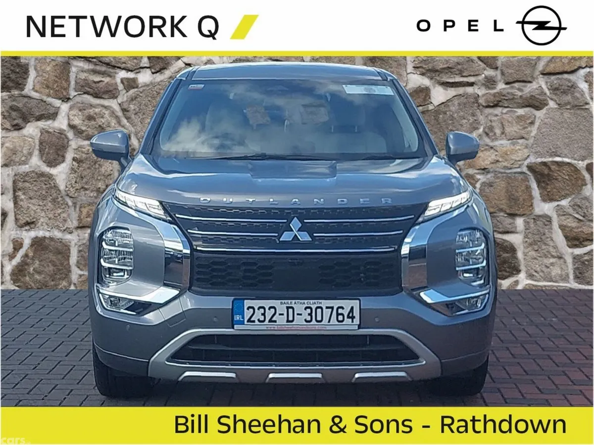 Mitsubishi Outlander SUV, Petrol Plug-in Hybrid, 2023, Silver