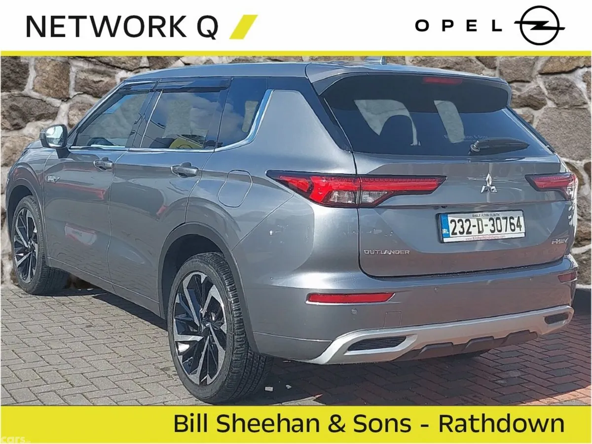 Mitsubishi Outlander SUV, Petrol Plug-in Hybrid, 2023, Silver