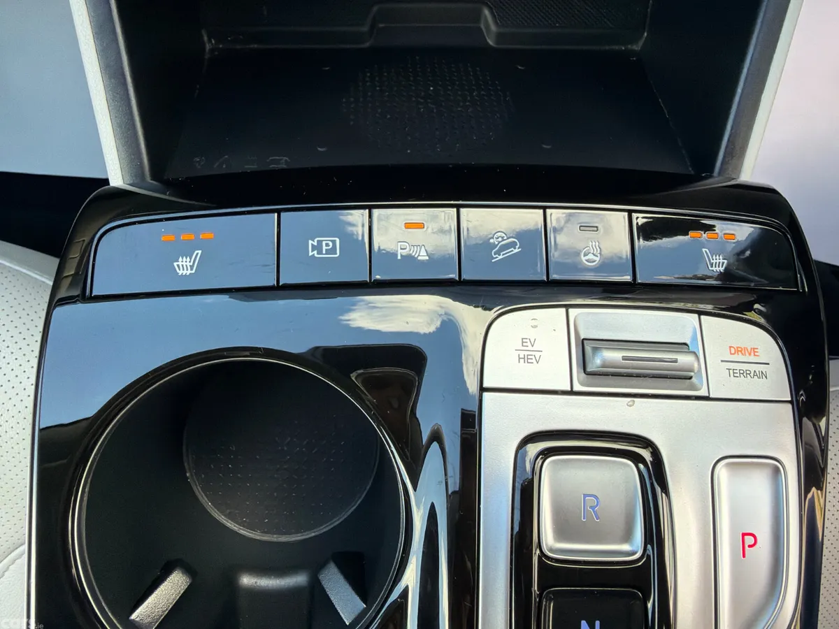 Hyundai Tucson SUV, Petrol Plug-in Hybrid, 2021, Grey