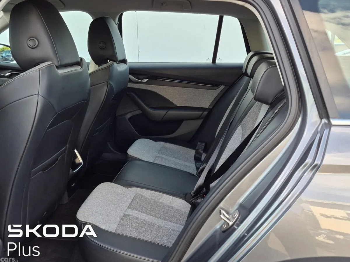 Skoda Octavia Estate, Diesel, 2024, Grey
