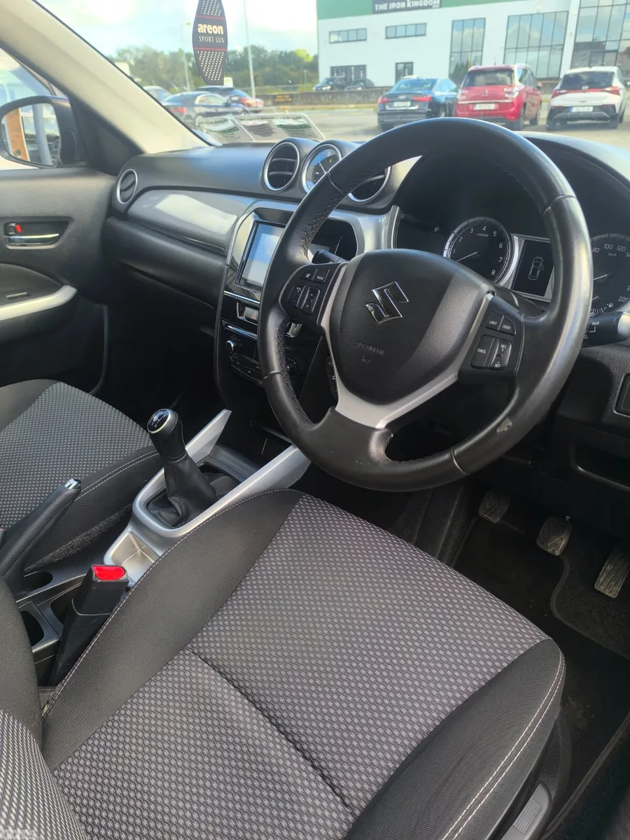 Suzuki Vitara SUV, Petrol, 2016, Grey