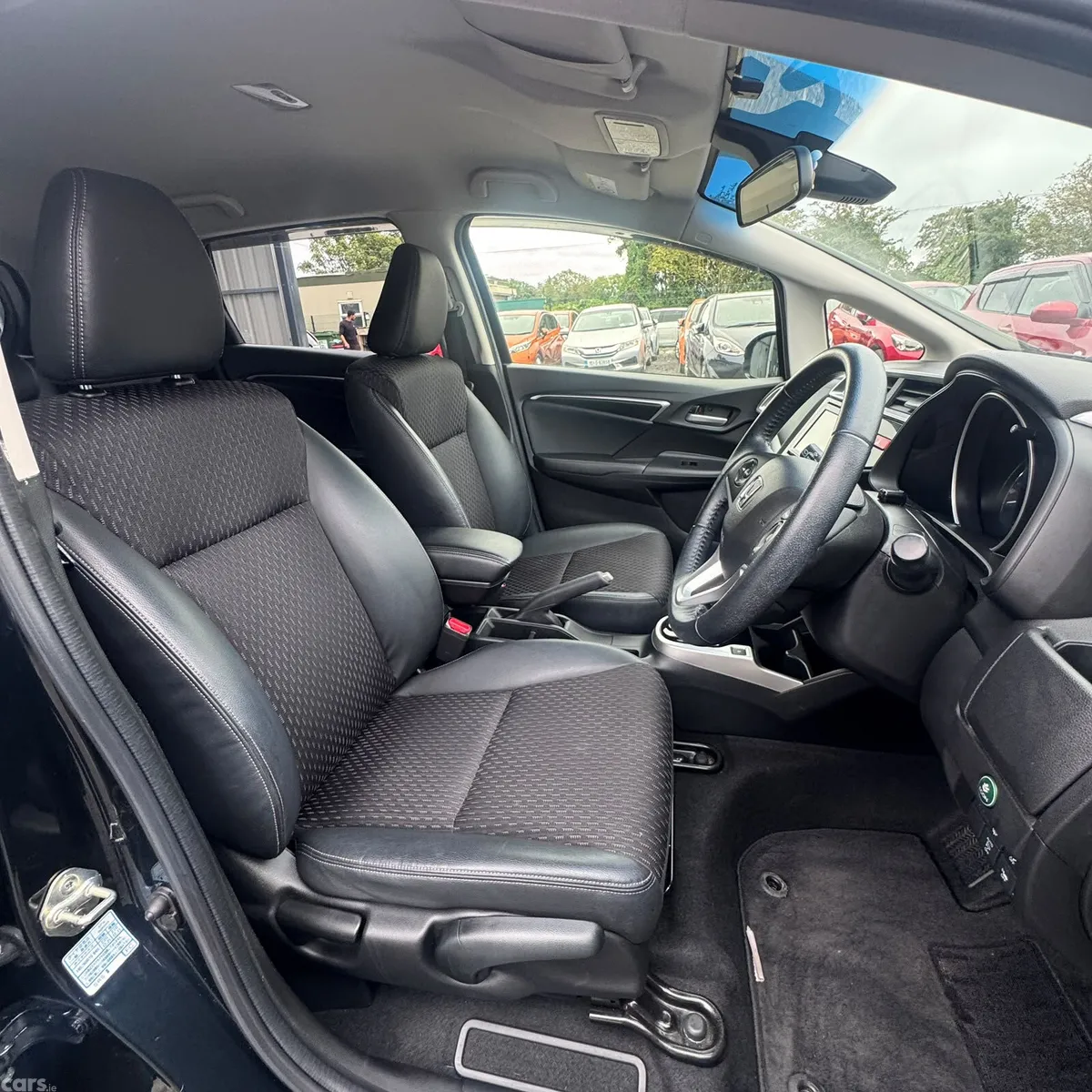 Honda Fit Hatchback, Petrol Hybrid, 2016, Blue