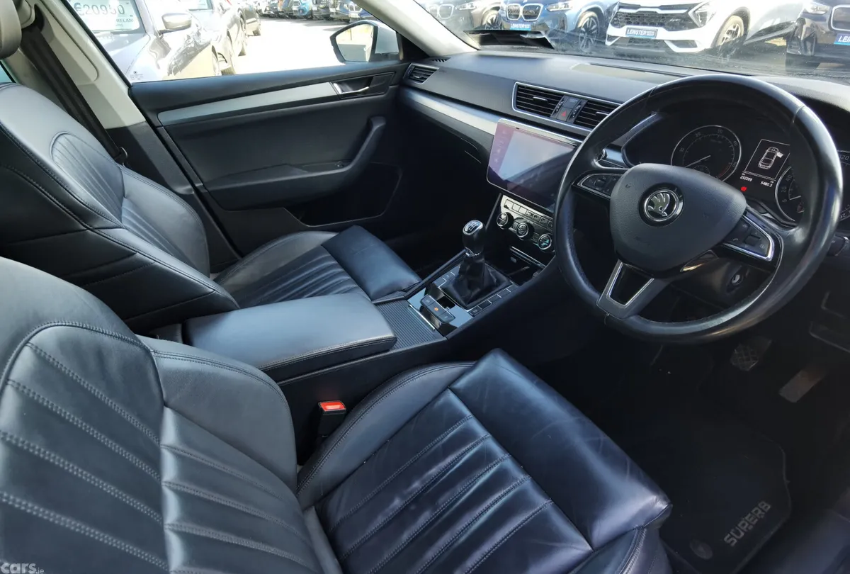 Skoda Superb Saloon, Diesel, 2018, Grey