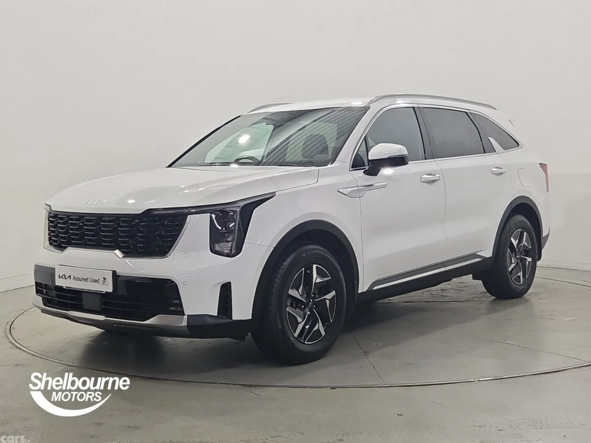 Kia Sorento SUV, Petrol Hybrid, 2025, White