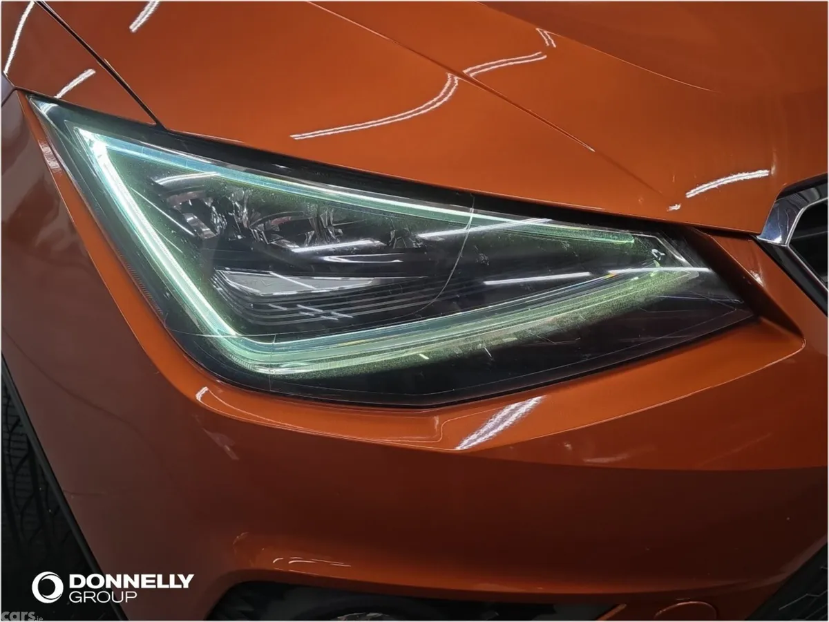 SEAT Arona Hatchback, Petrol, 2019, Orange