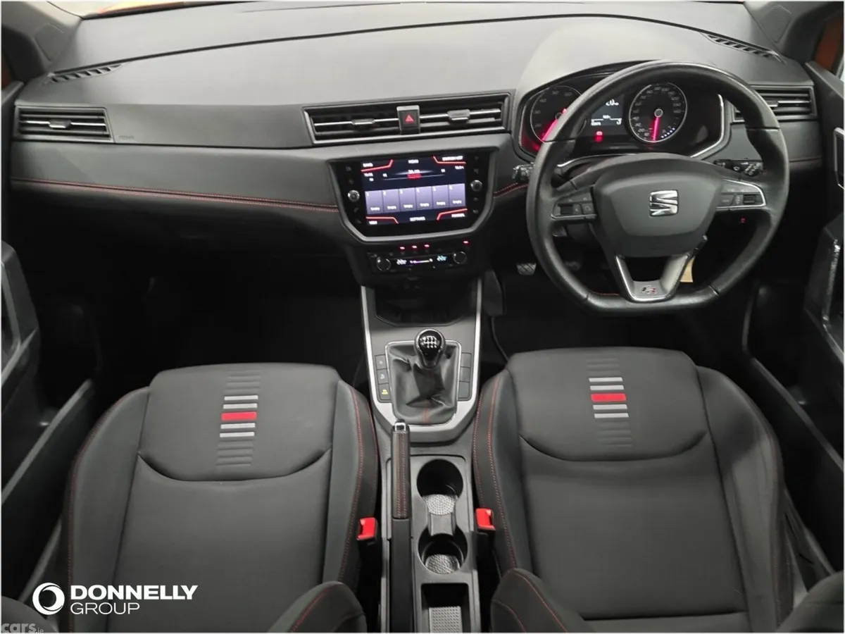 SEAT Arona Hatchback, Petrol, 2019, Orange