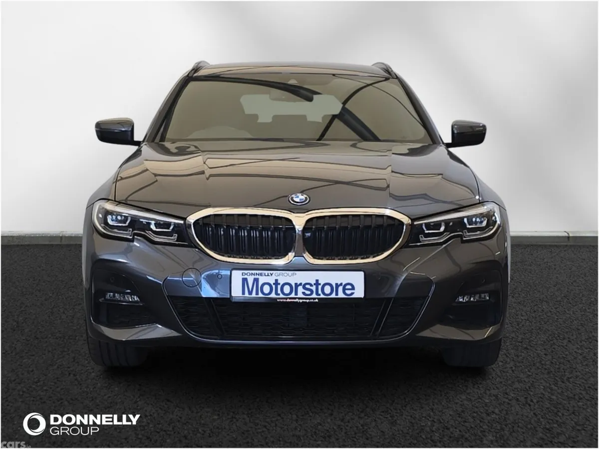 BMW 3-Series Estate, Petrol Hybrid, 2022, Grey
