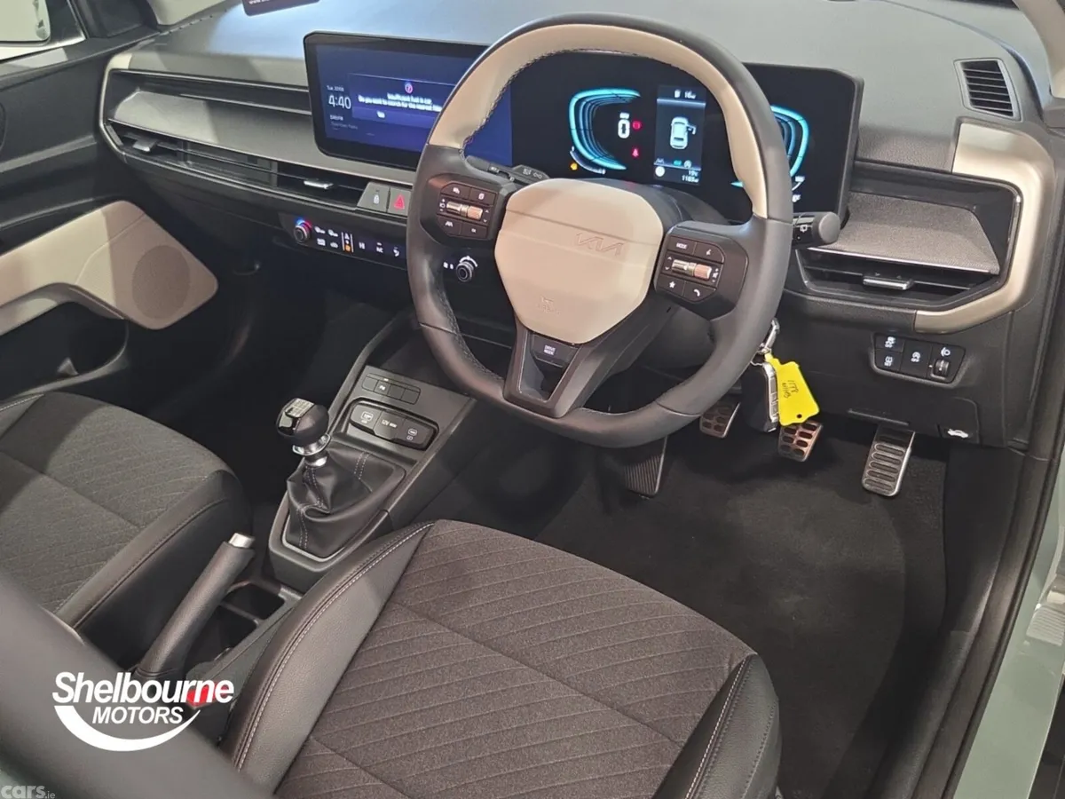 Kia Stonic Estate, Petrol, 2026, Green