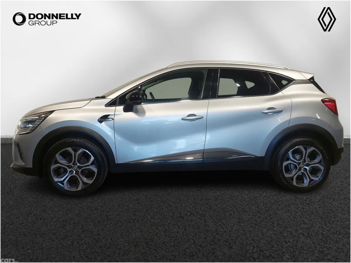 Renault Captur Hatchback, Petrol, 2024, Grey