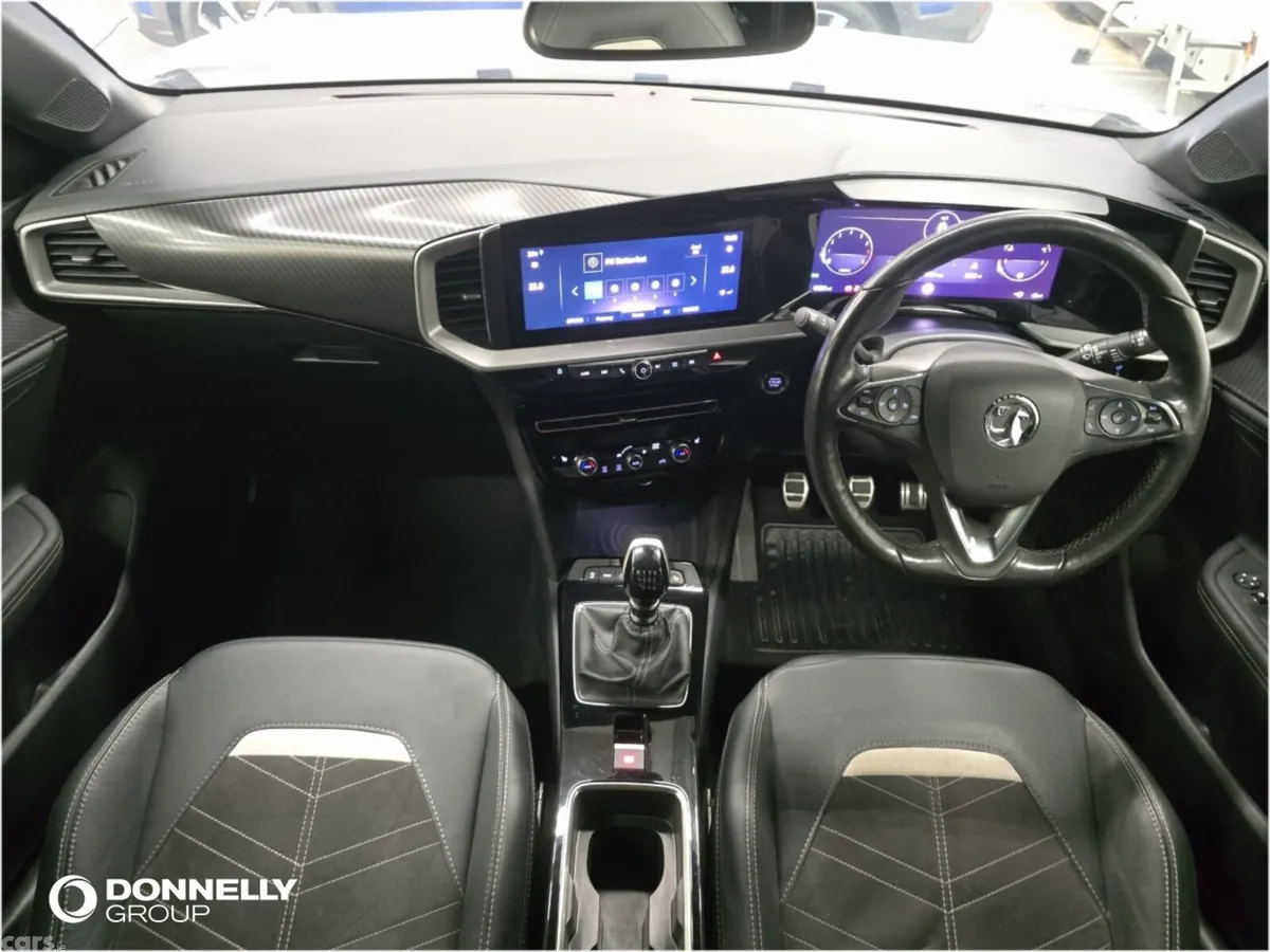 Vauxhall Mokka Hatchback, Petrol, 2023, White