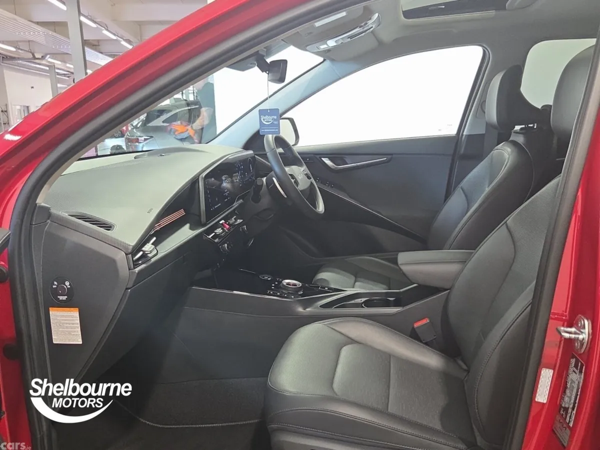 Kia Niro Estate, Petrol Hybrid, 2026, Red