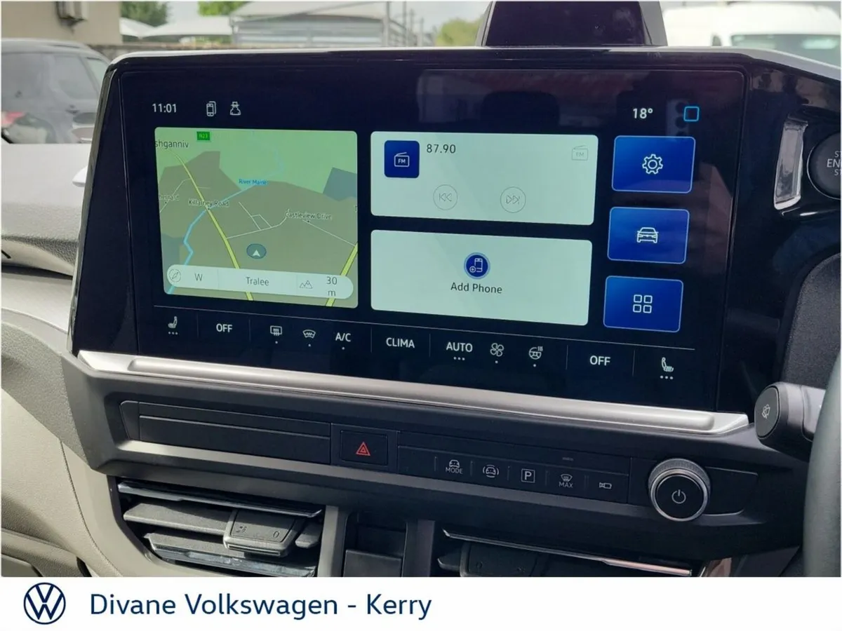 Volkswagen Caravelle MPV, Petrol Plug-in Hybrid, 2027, Grey