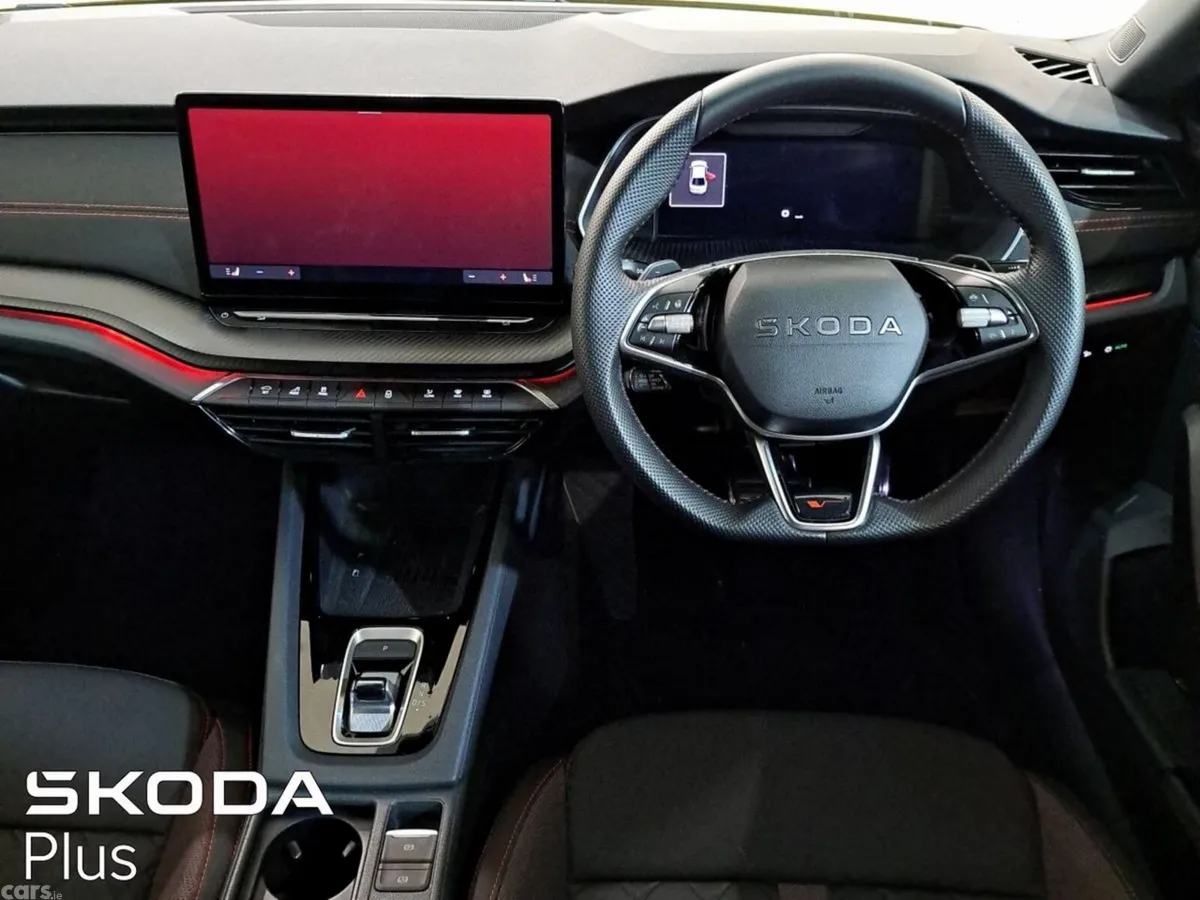 Skoda Octavia Saloon, Petrol, 2026, Yellow