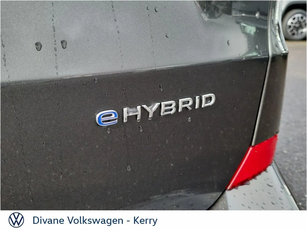 Volkswagen Caravelle MPV, Petrol Plug-in Hybrid, 2027, Grey