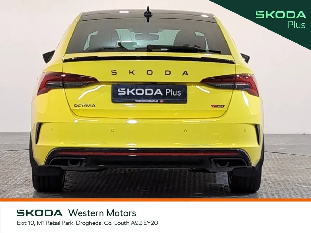Skoda Octavia Saloon, Petrol, 2026, Yellow