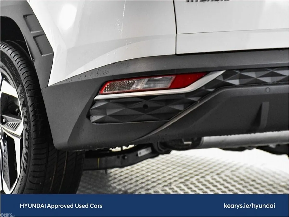 Hyundai Tucson SUV, Petrol Plug-in Hybrid, 2023, White