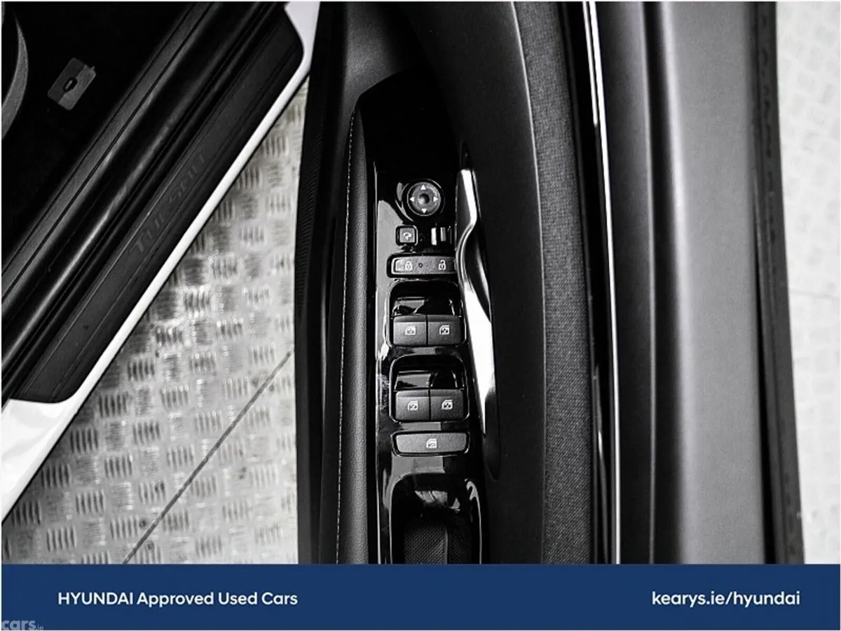 Hyundai Tucson SUV, Petrol Plug-in Hybrid, 2023, White