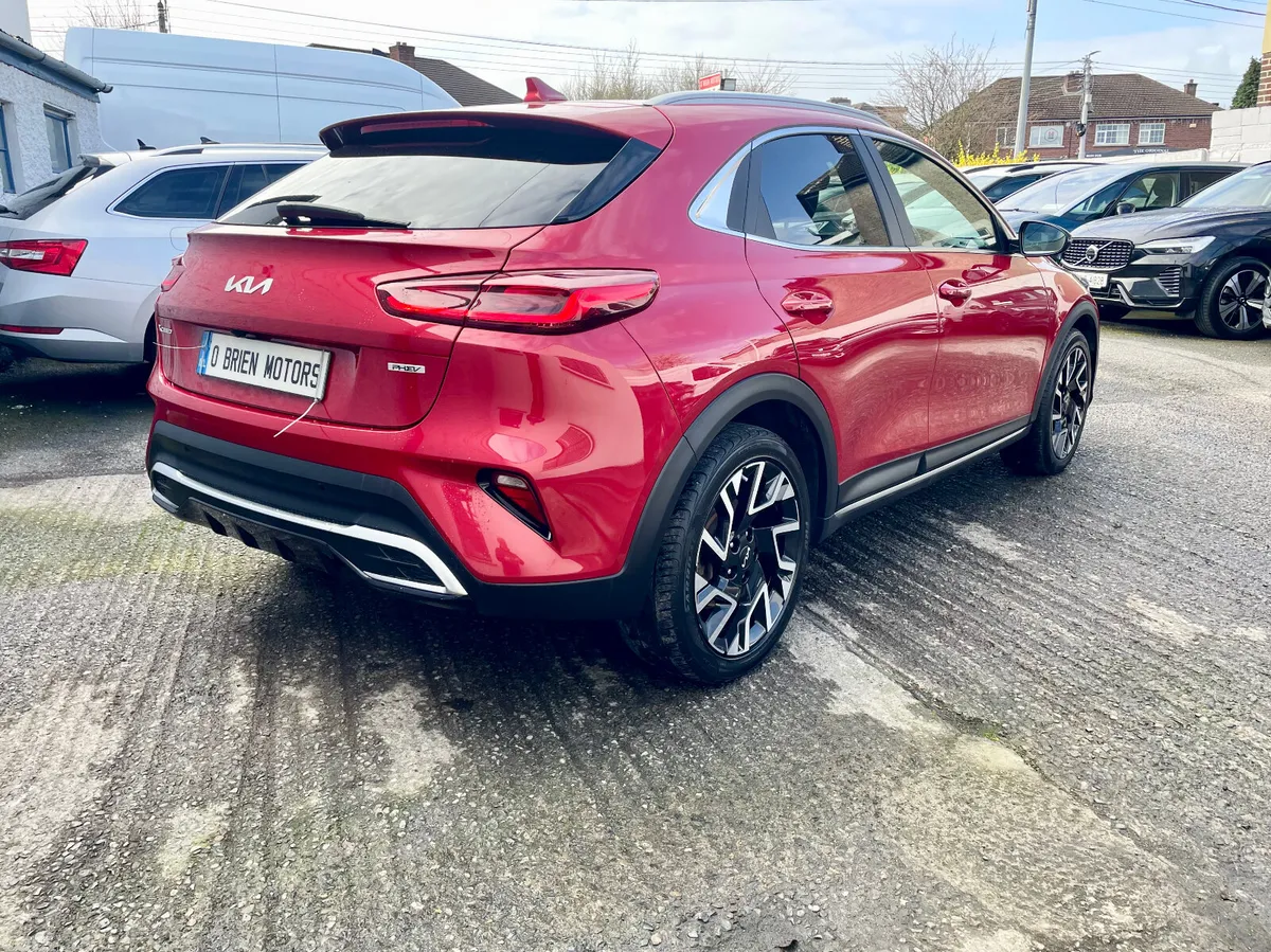 Kia XCeed Hatchback, Petrol Plug-in Hybrid, 2023, Red