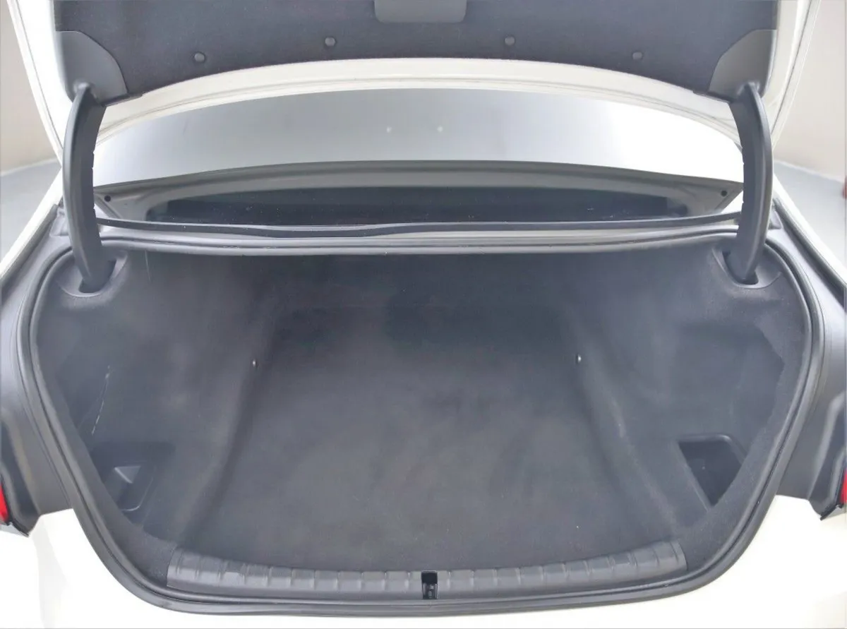 BMW 5-Series Saloon, Diesel, 2022, White