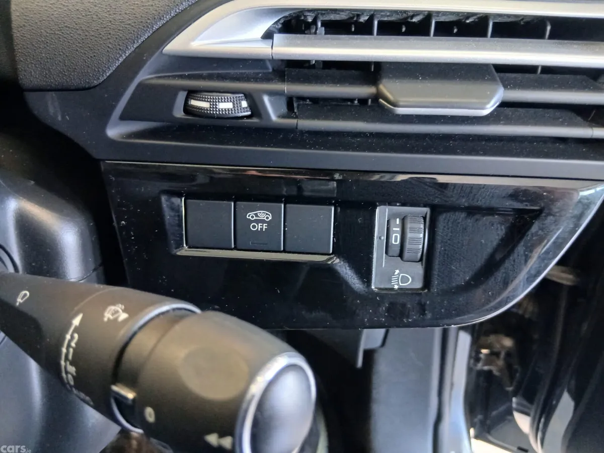 Citroen C4 Hatchback, Diesel, 2021, Black