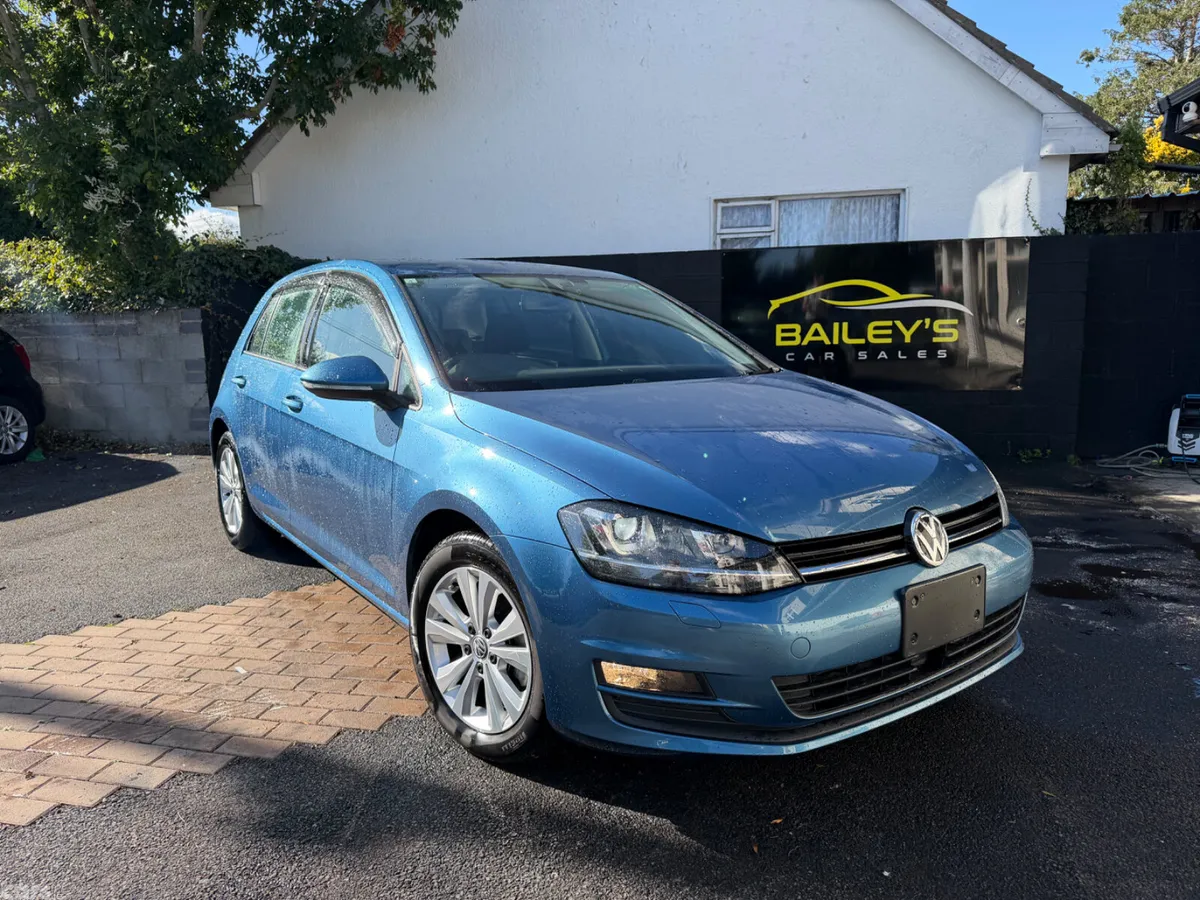 Volkswagen Golf Hatchback, Petrol, 2015, Blue
