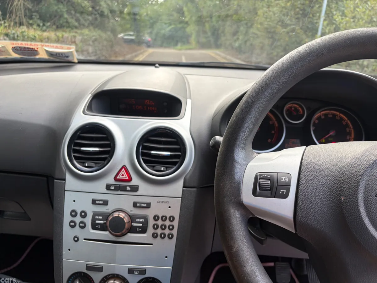 Opel Corsa Hatchback, Petrol, 2011, Silver