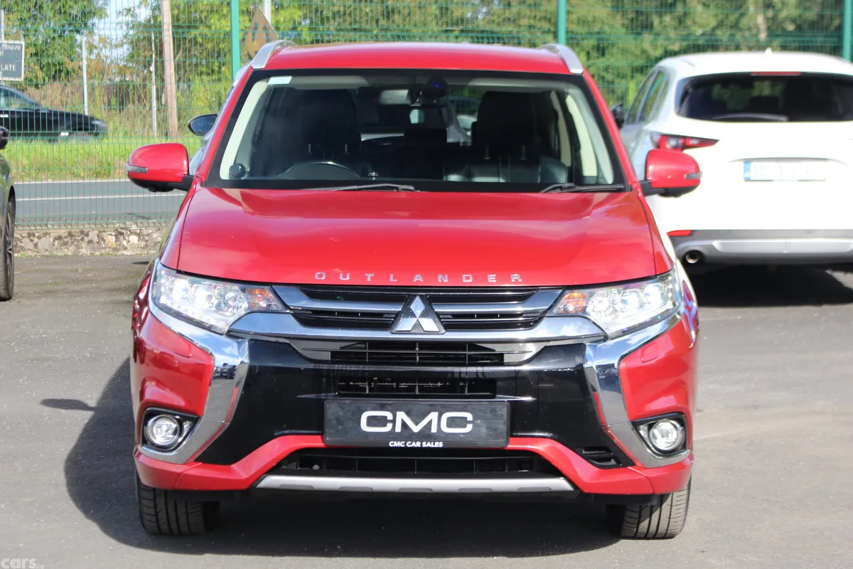 Mitsubishi Outlander SUV, Petrol Plug-in Hybrid, 2018, Red