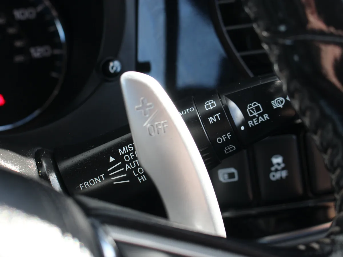 Mitsubishi Outlander SUV, Petrol Plug-in Hybrid, 2018, Red