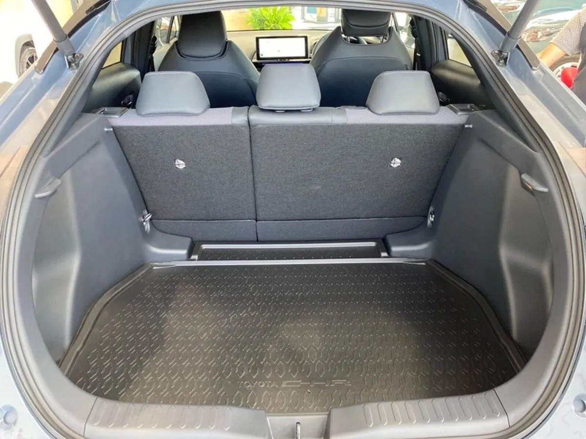 Toyota C-HR SUV, Petrol Hybrid, 2026, Grey