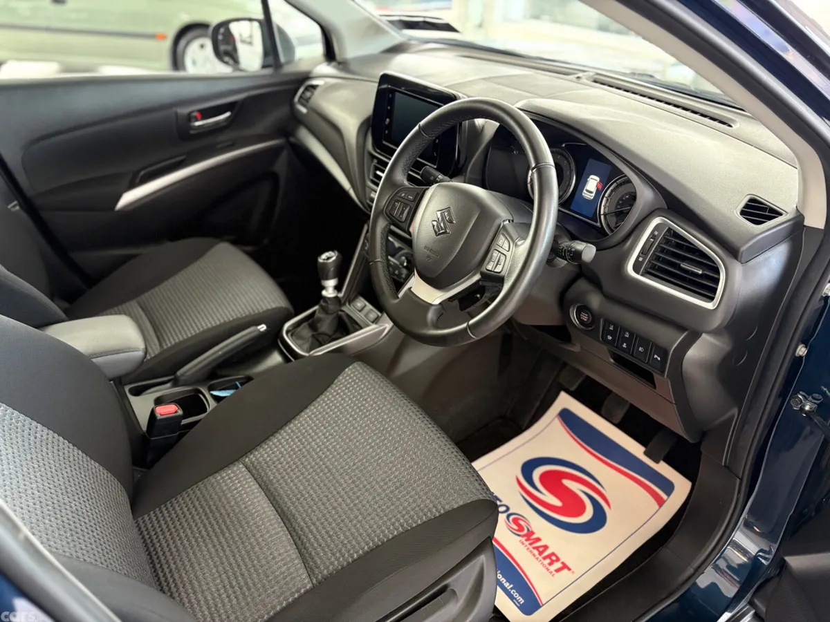Suzuki SX4 S-Cross SUV, Petrol Hybrid, 2023, Blue