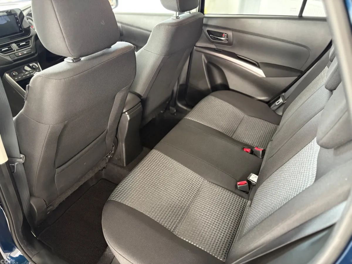 Suzuki SX4 S-Cross SUV, Petrol Hybrid, 2023, Blue