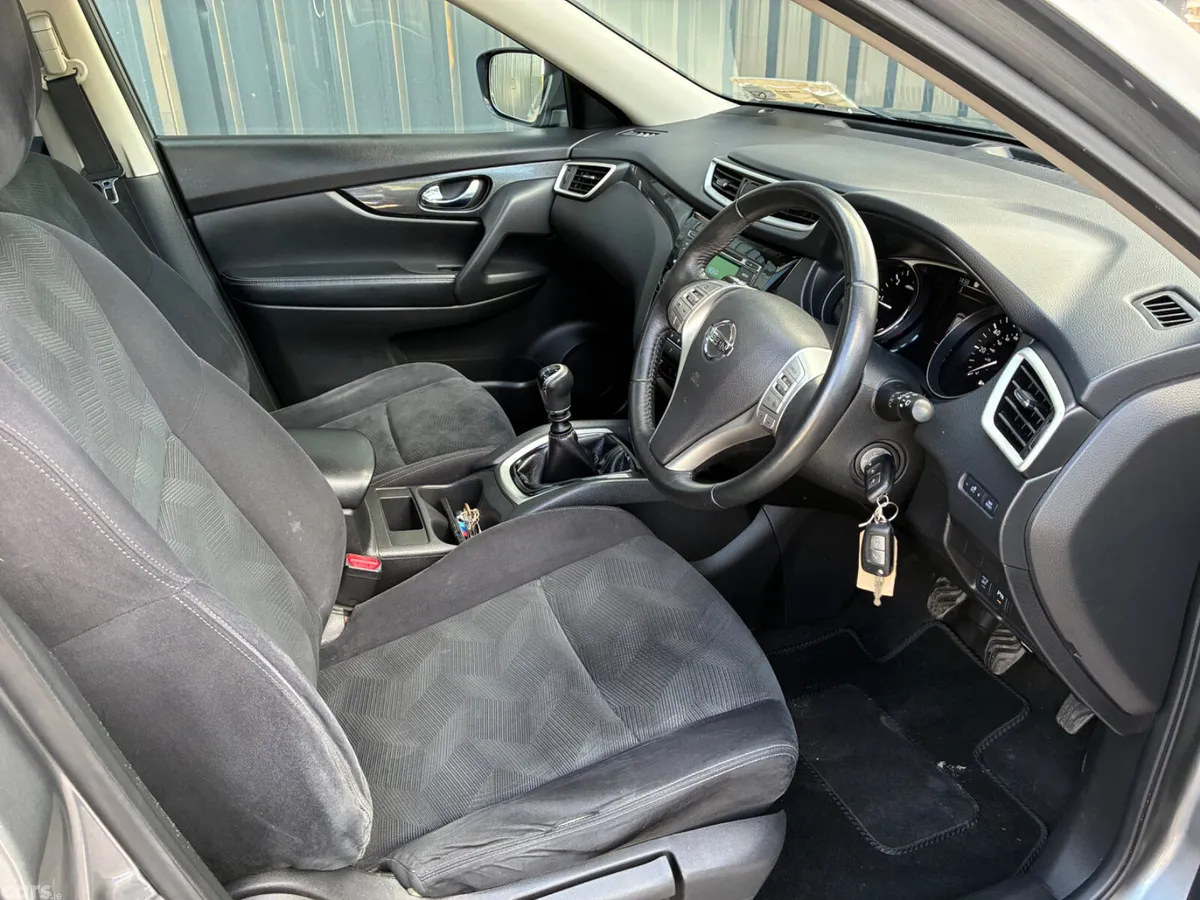 Nissan X-Trail SUV, Diesel, 2016, Grey