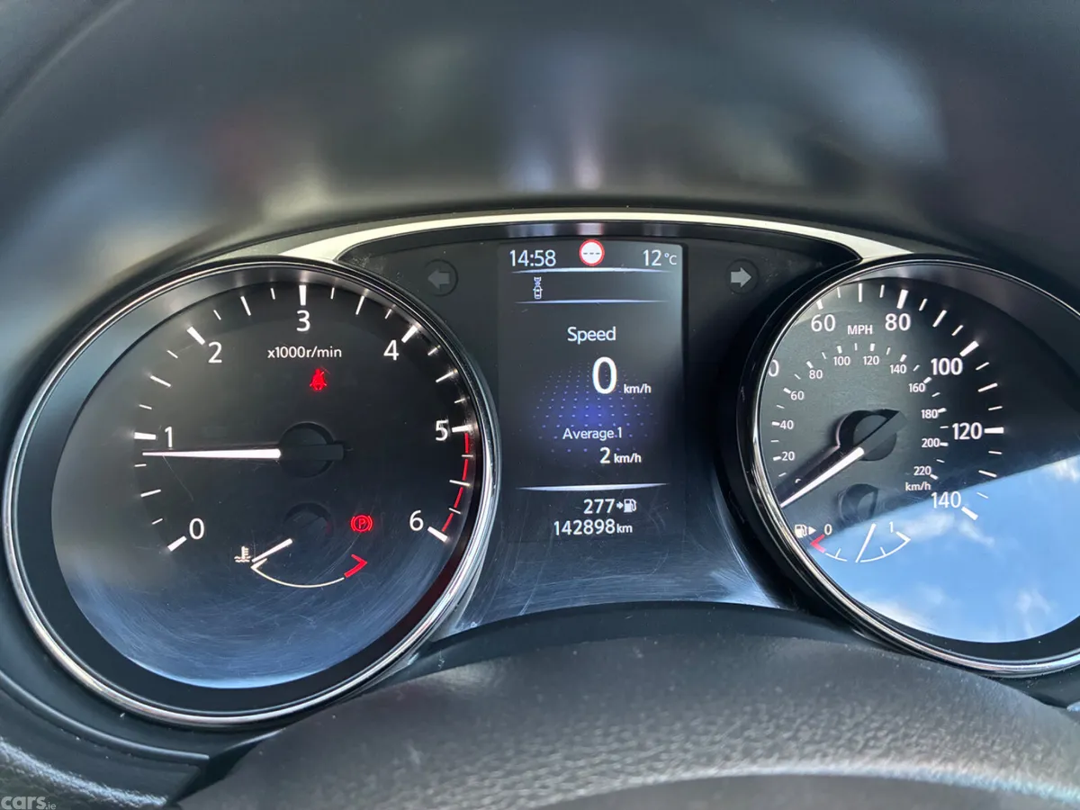 Nissan X-Trail SUV, Diesel, 2016, Grey