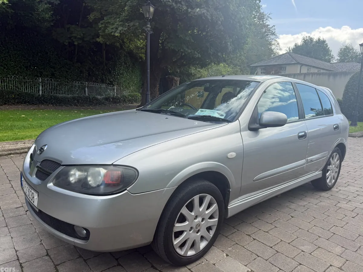 Nissan Almera Hatchback, Petrol, 2007, Silver