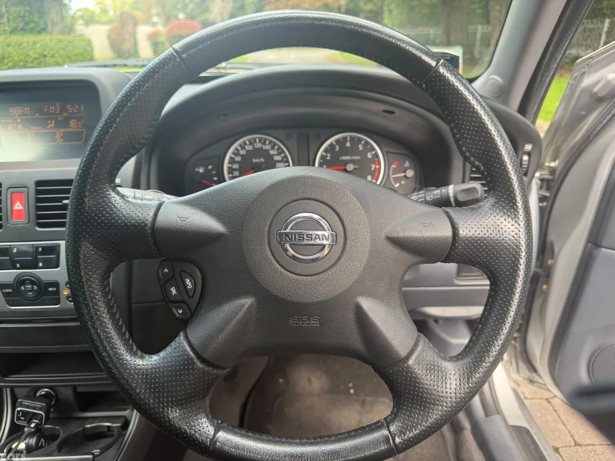 Nissan Almera Hatchback, Petrol, 2007, Silver