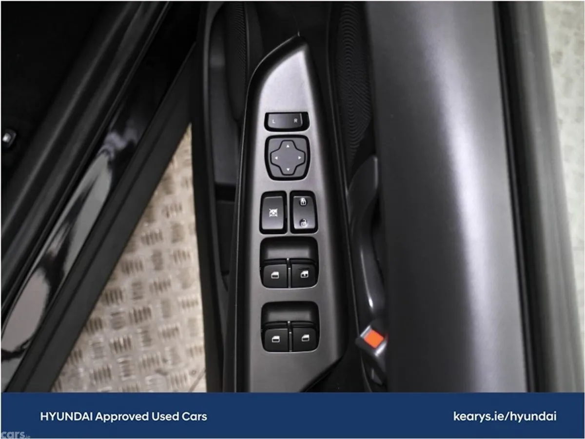 Hyundai KONA SUV, Petrol, 2021, Black