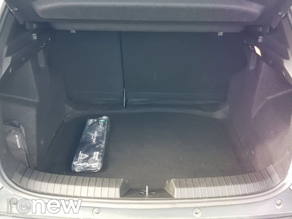 Dacia Duster SUV, Petrol, 2025, Grey