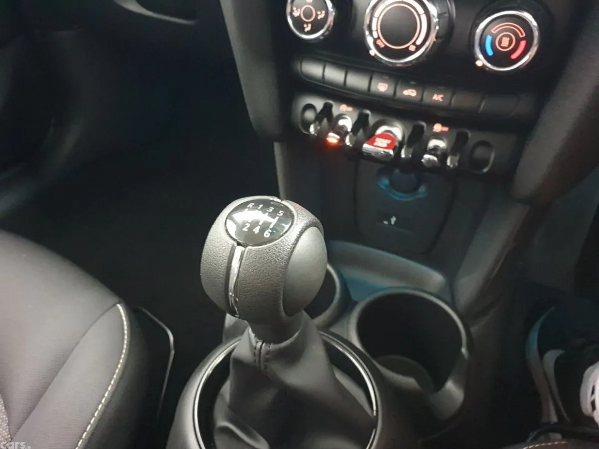 Mini One Hatchback, Petrol, 2019, Blue