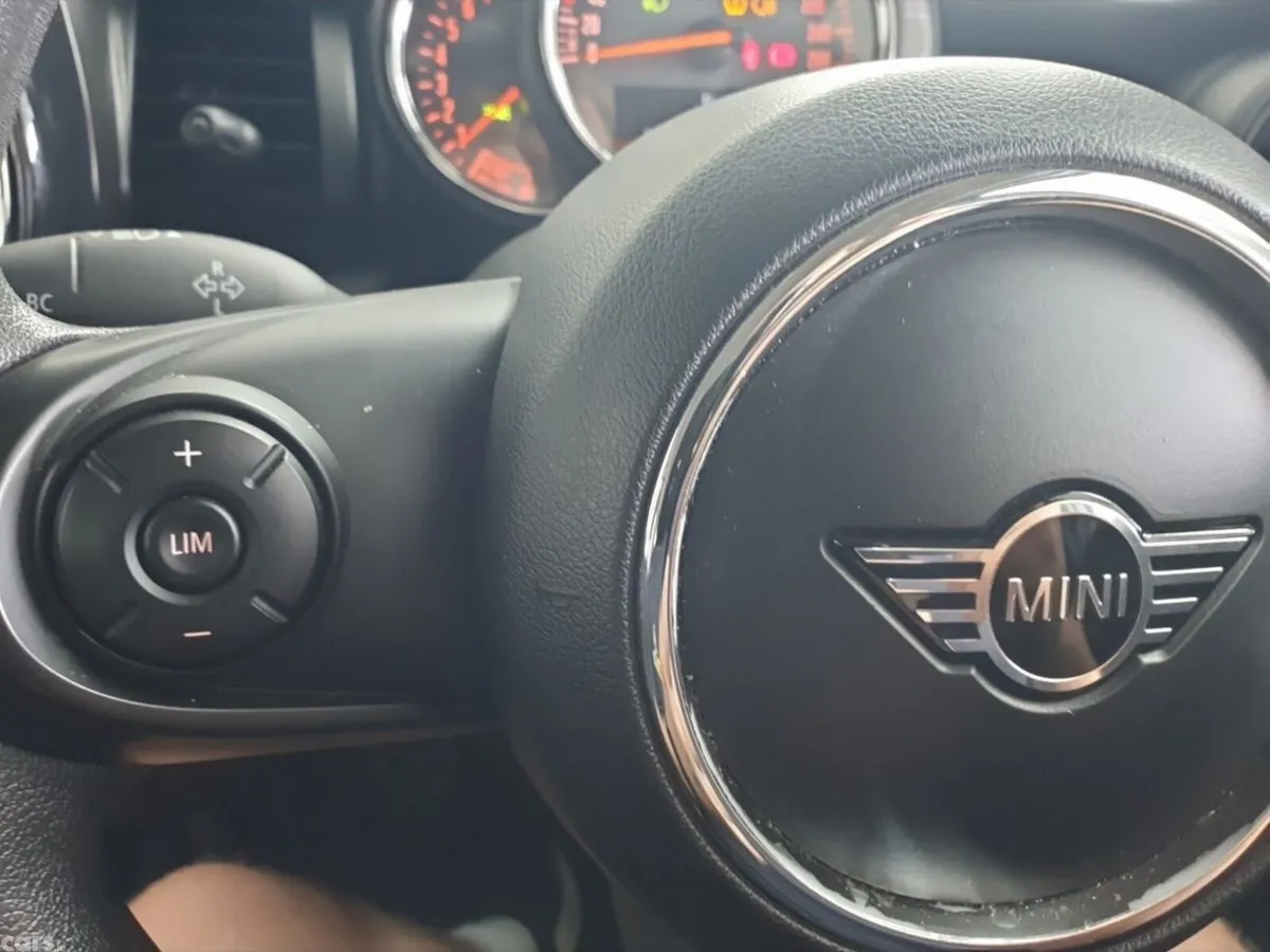 Mini One Hatchback, Petrol, 2019, Blue