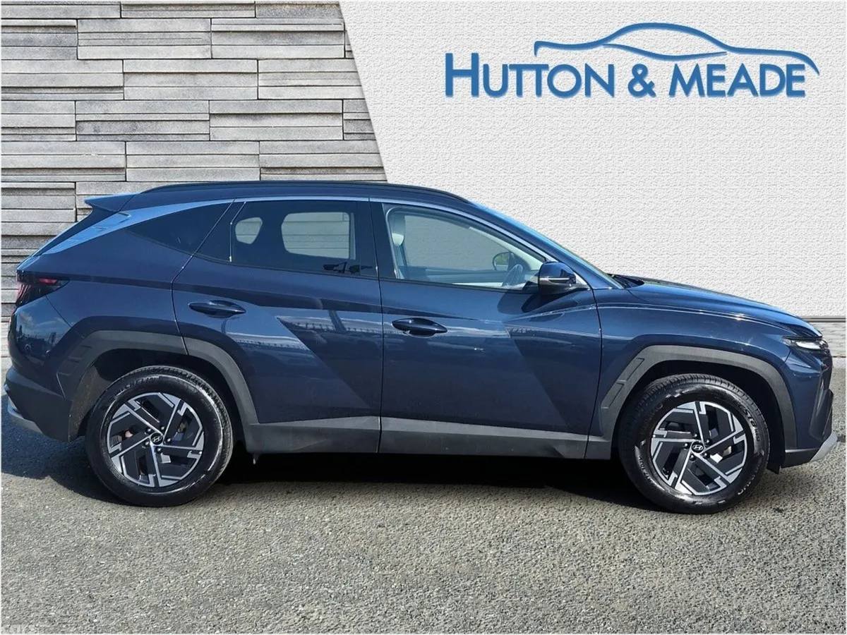 Hyundai Tucson SUV, Petrol Hybrid, 2024, Blue