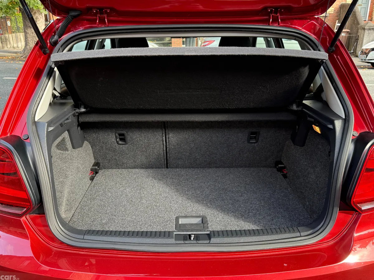 Volkswagen Polo Hatchback, Petrol, 2014, Red