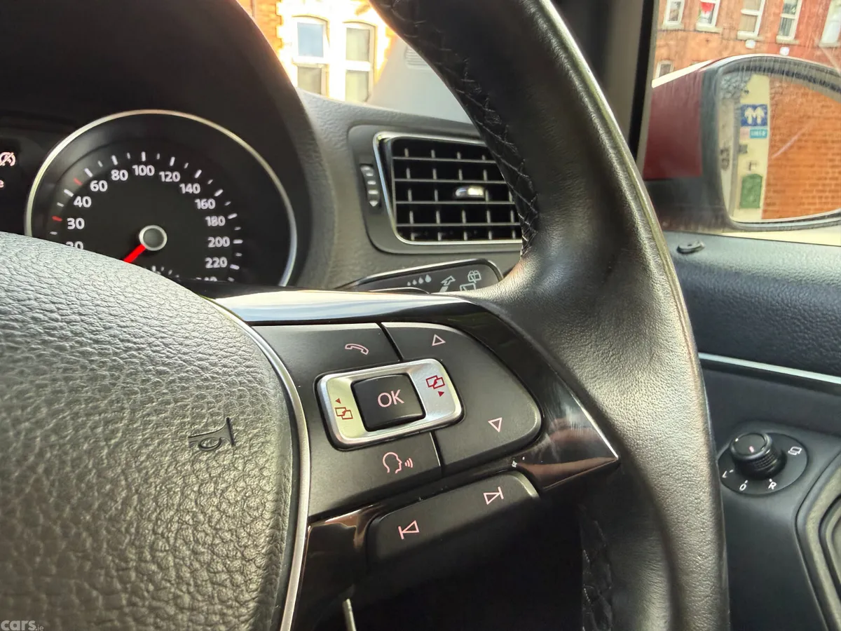 Volkswagen Polo Hatchback, Petrol, 2014, Red