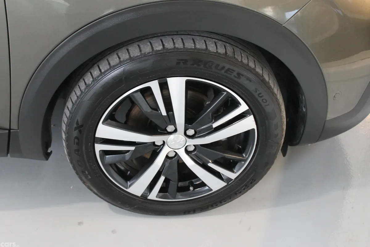 Peugeot 3008 MPV, Diesel, 2019, Grey