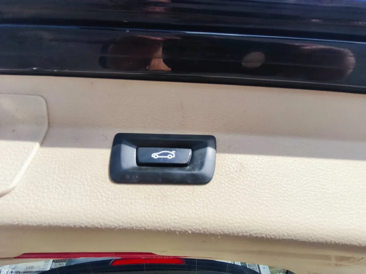BMW 2-Series Hatchback, Diesel, 2015, Black