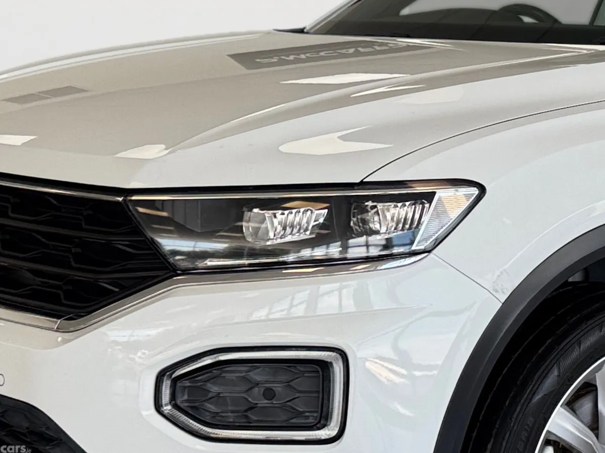 Volkswagen T-Roc SUV, Diesel, 2021, White