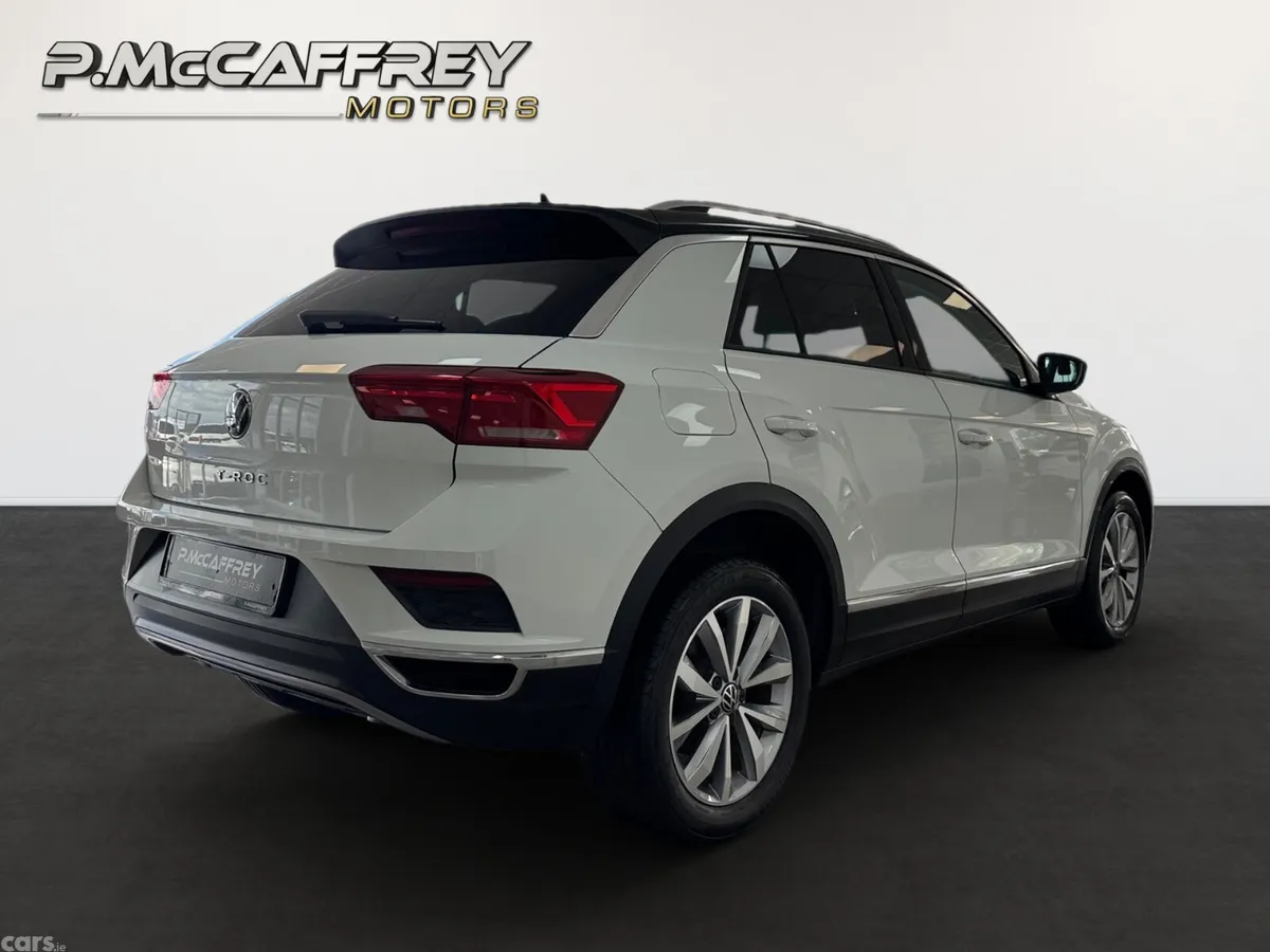 Volkswagen T-Roc SUV, Diesel, 2022, White