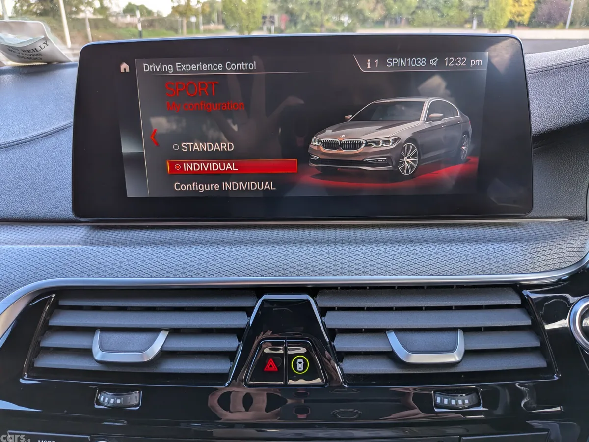 BMW 5-Series Saloon, Petrol Plug-in Hybrid, 2018, Black
