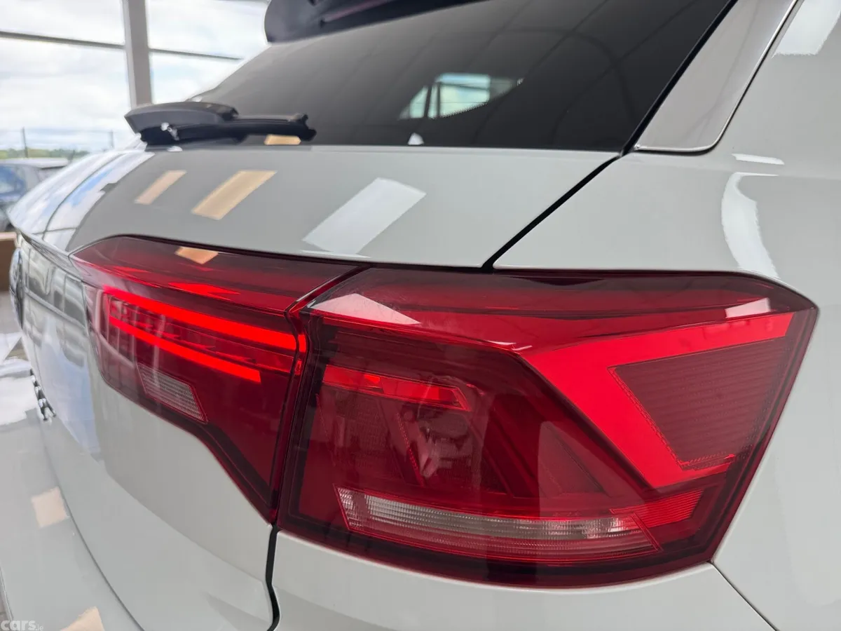 Volkswagen T-Roc SUV, Diesel, 2022, White