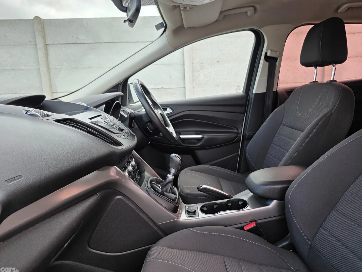 Ford Kuga SUV, Diesel, 2015, White